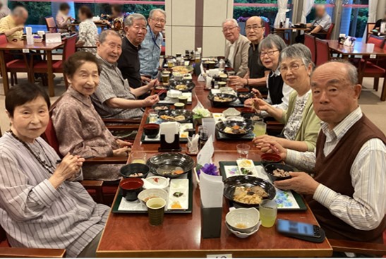 開設記念お祝い膳（写真）