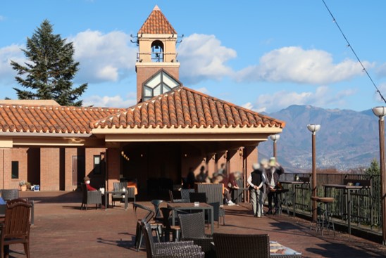 秋の遠足②　山梨～フレンチ料理とワイナリー見学～（写真）