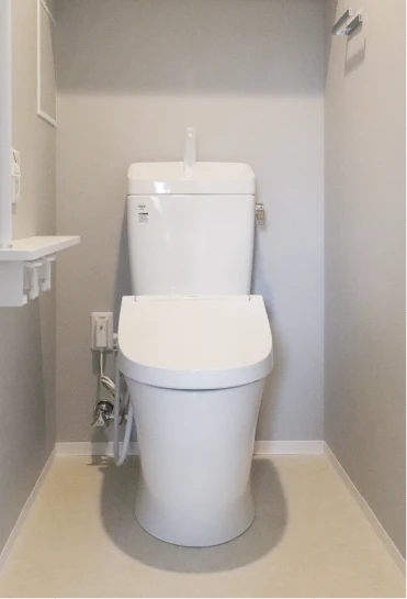 温水洗浄機能付き暖房便座トイレ