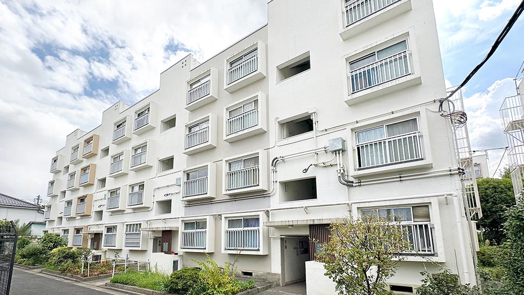 公営住宅興野町の外観写真