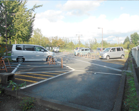 都営豊ケ丘団地駐車場の写真