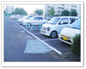 境川住宅駐車場の写真