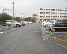 都営南大谷アパート駐車場の画像