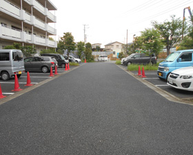 都営東久留米中央町二丁目アパート駐車場の写真