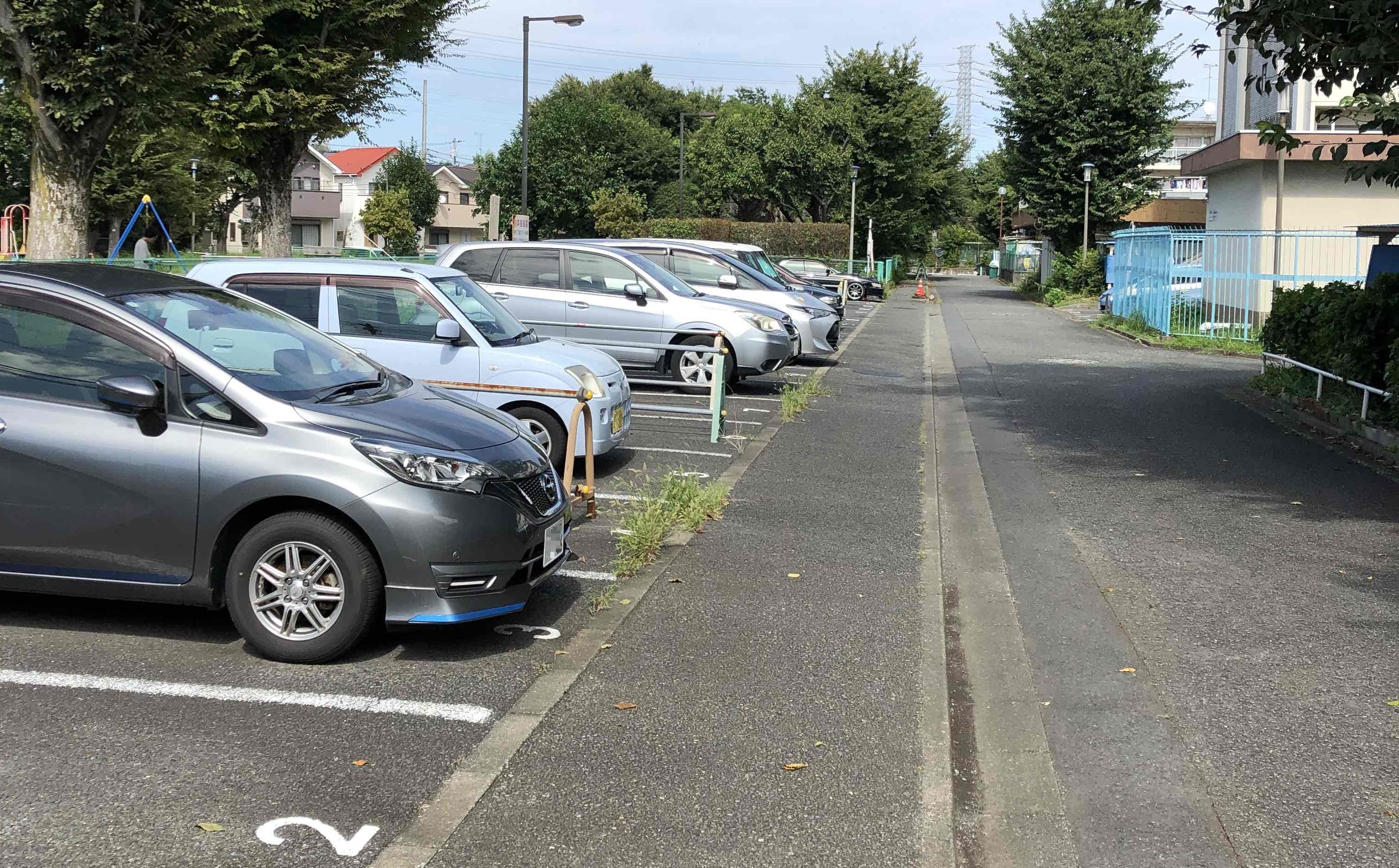 都営中原四丁目第2アパート駐車場の画像
