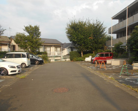 都営新川一丁目アパート駐車場の画像