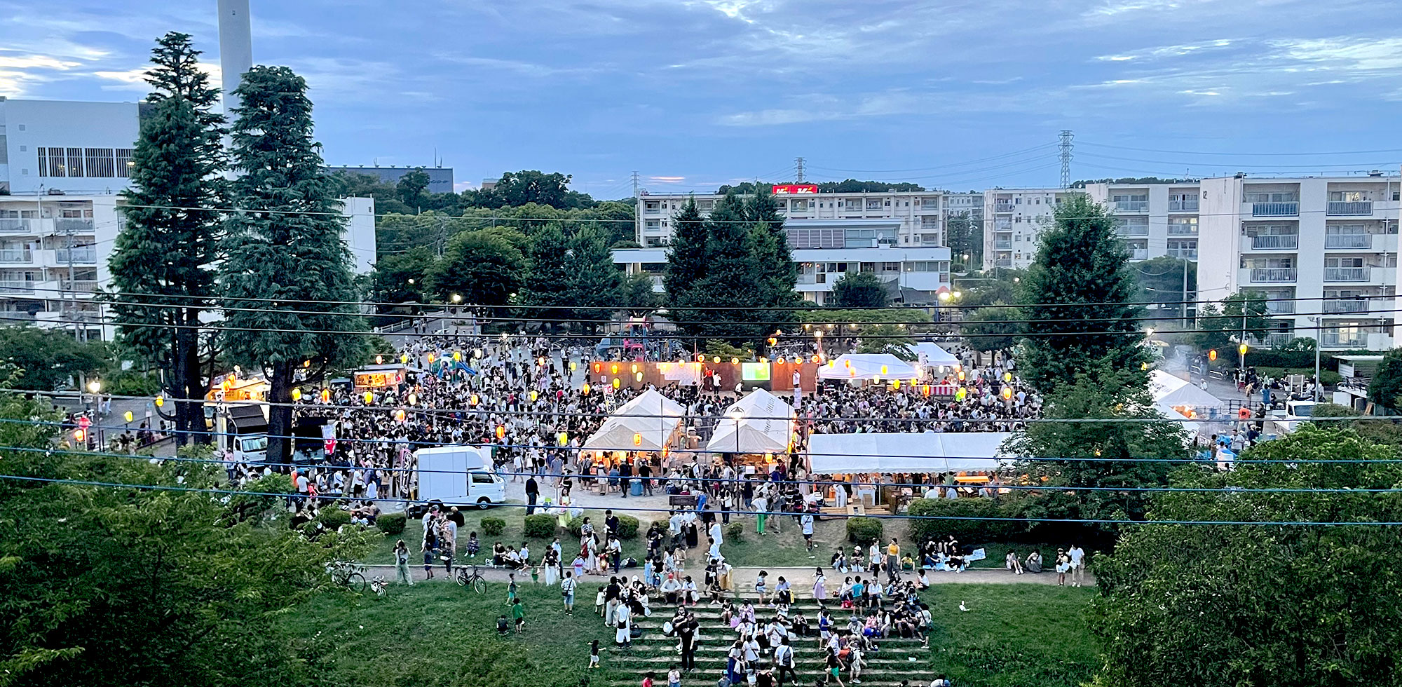 7月に行われた夏祭りの遠景