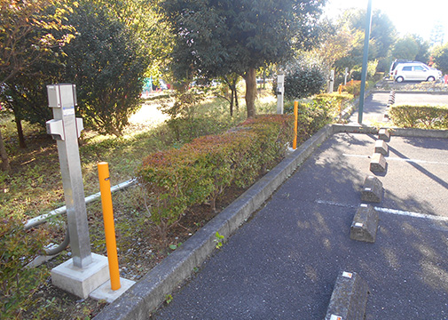 東村山本町アパートEV対応駐車場外観