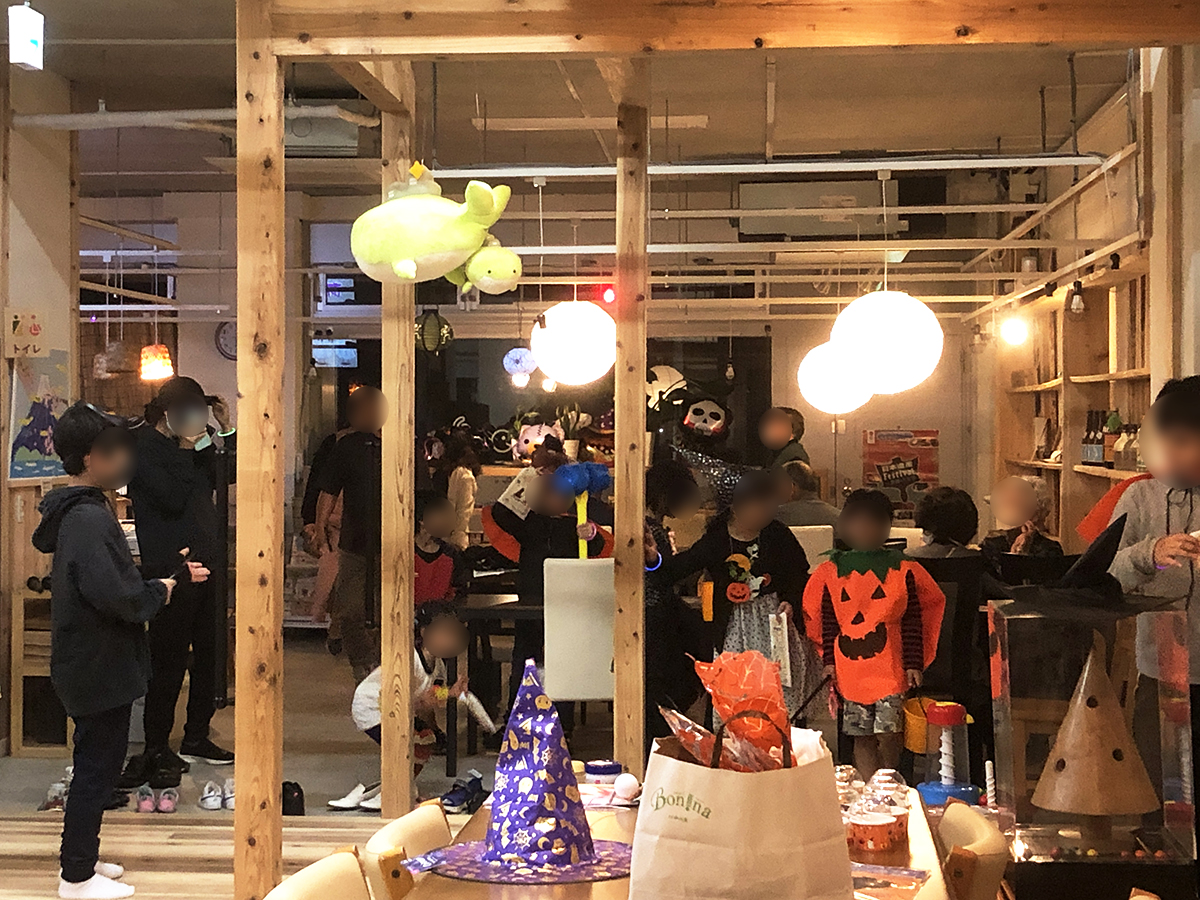 いつもと違うハロウィンムードの店内の画像2