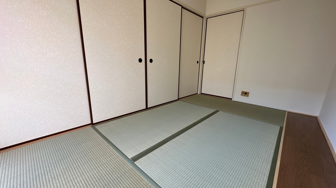 Bタイプ(2DK)　和室1(4畳)2