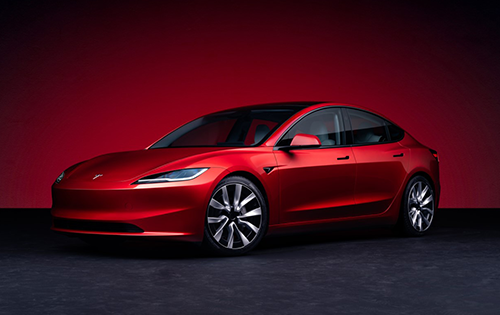 テスラ Model 3