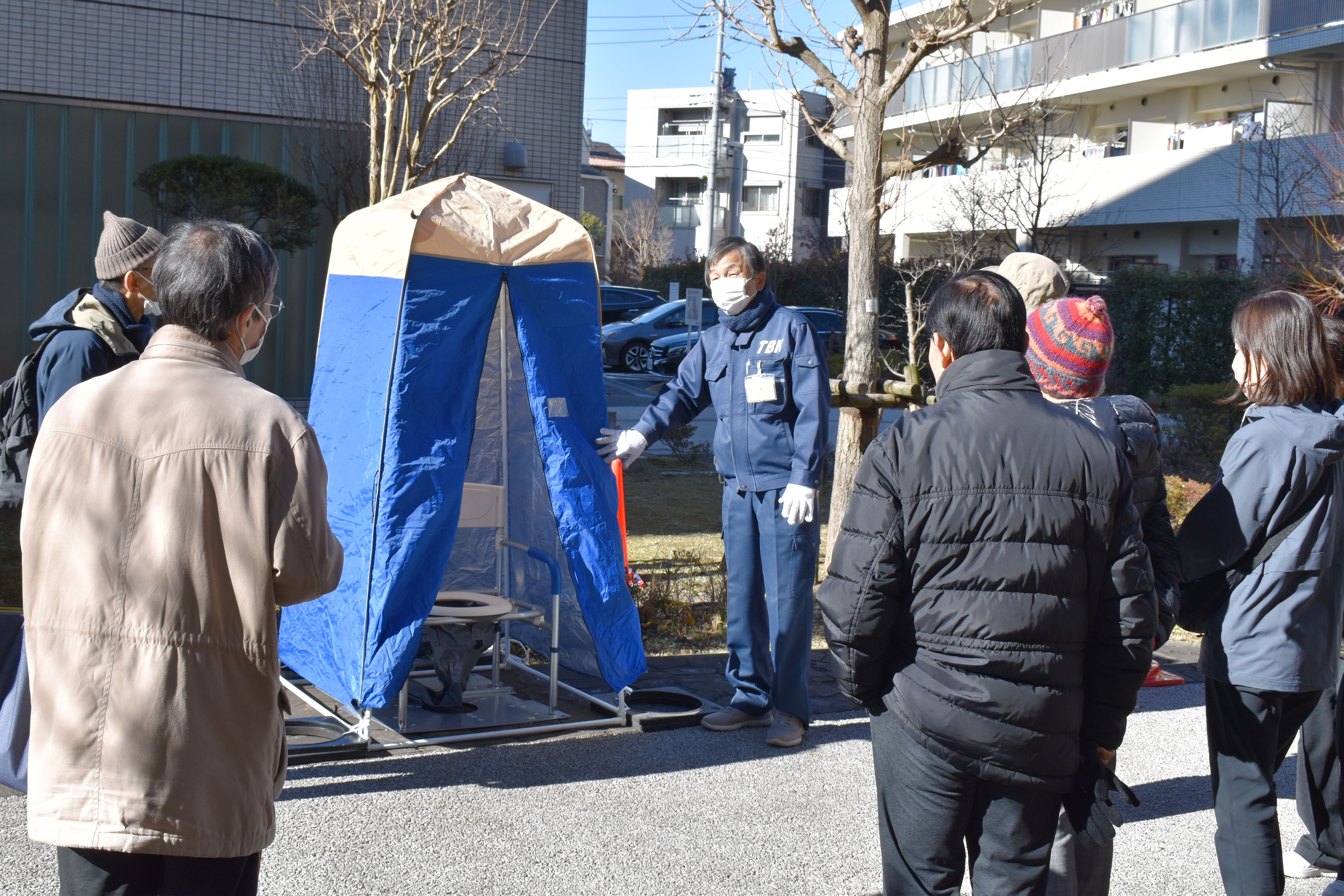 マンホールトイレの
使い方講習画像