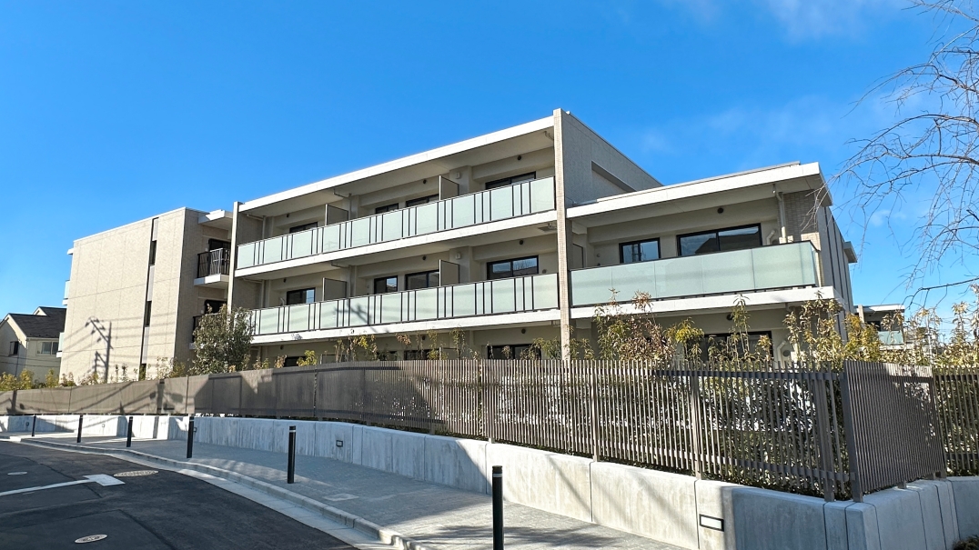 カーメスト石川台の外観
