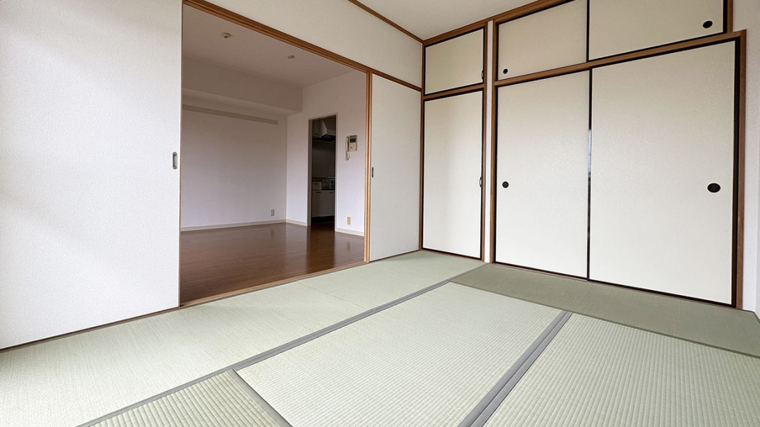 Lタイプ(2LDK)　和室(6畳)2