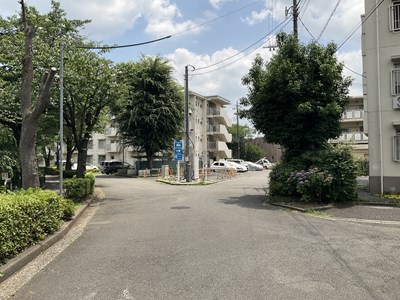 都営小金井前原町三丁目アパート【電気自動車対応】駐車場の画像