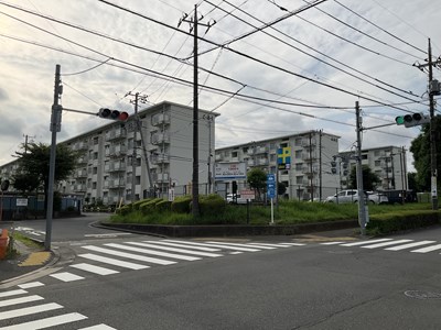 都営多摩ニュータウン落合団地【電気自動車対応】駐車場の画像