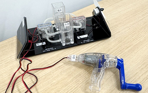 燃料電池実験の写真