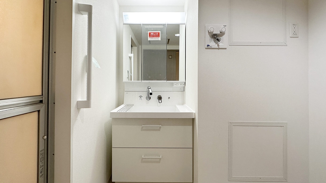 LR1タイプ(2LDK)　洗面脱衣室1
