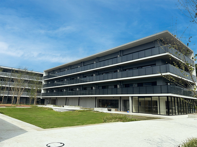 カーメスト用賀馬事公苑外観