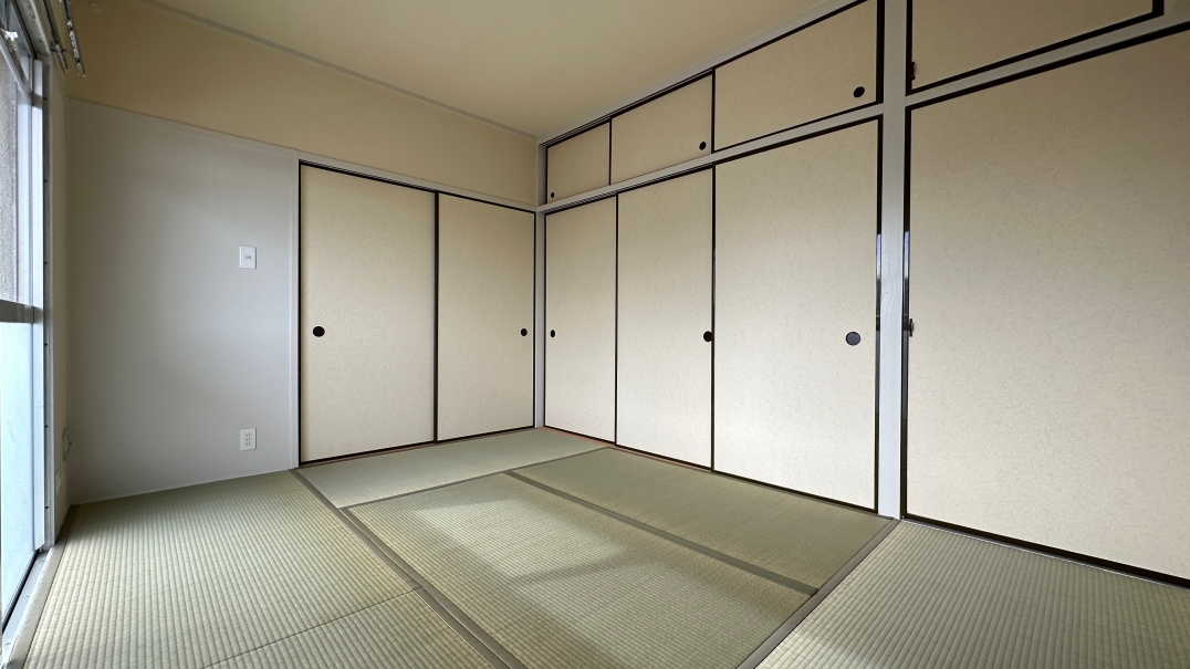 Hタイプ(3DK)　和室1(6畳)2