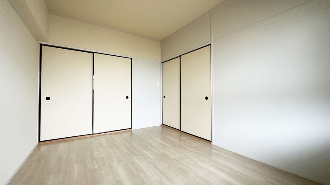 Hタイプ(3DK)　洋室(6畳)2