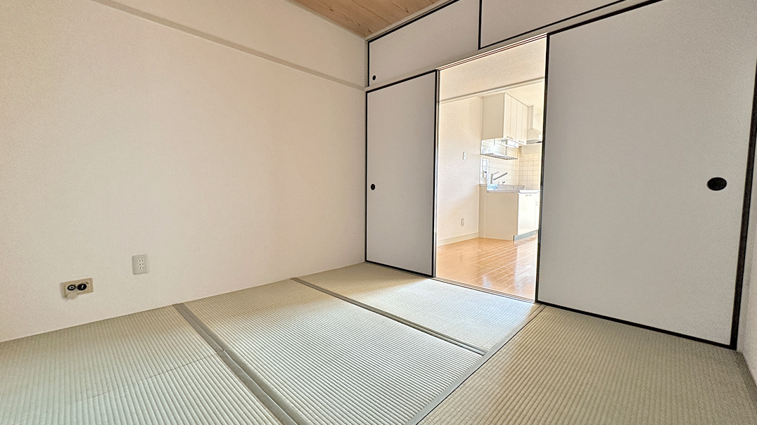 V・VOタイプ(2DK)　和室2(4.5畳)1