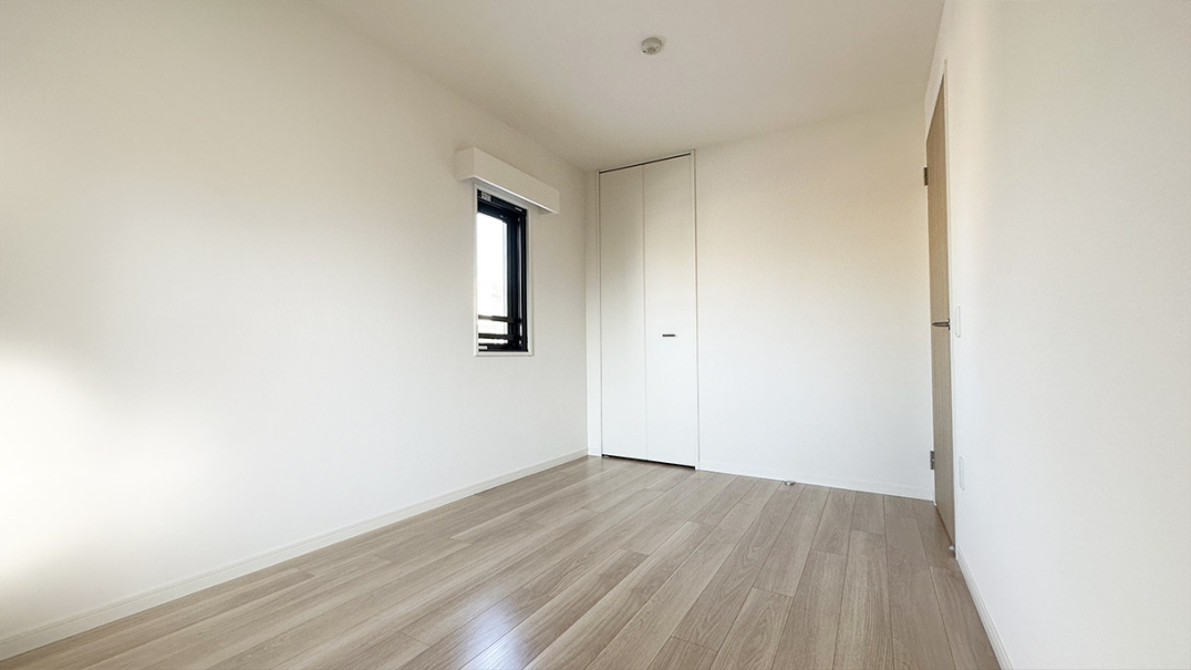 L2タイプ（2LDK）洋室2(6.1畳)1