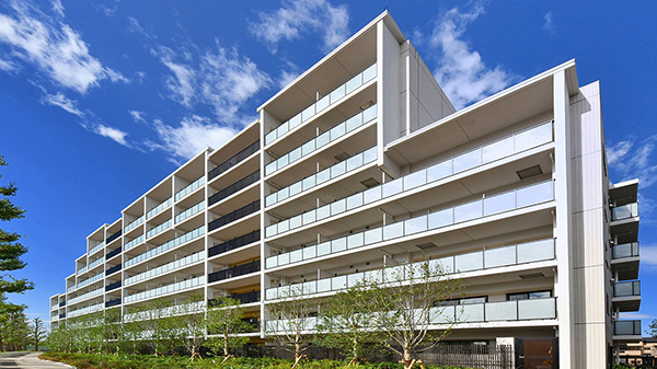 カーメスト興野町の外観