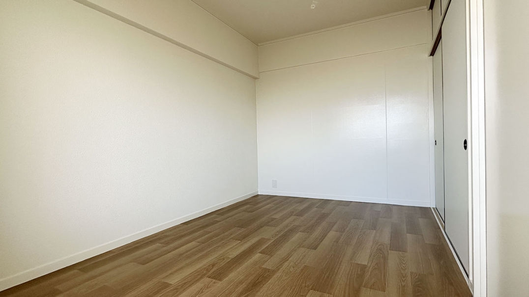 Hタイプ(3DK)　洋室2(5畳)2