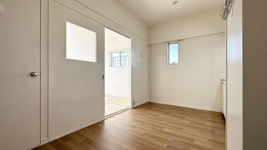 Gタイプ(4DK)　ダイニングキッチン1