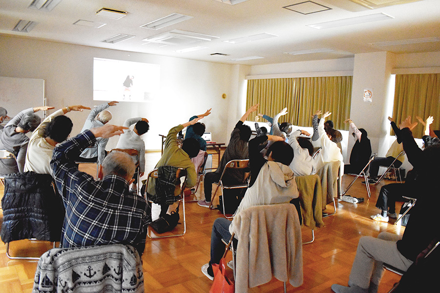 「カムカム体操トミン多摩川」の様子①