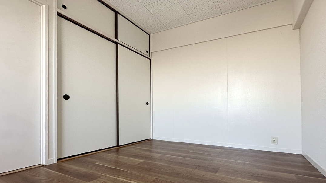 Hタイプ(3DK)　洋室2(5畳)2