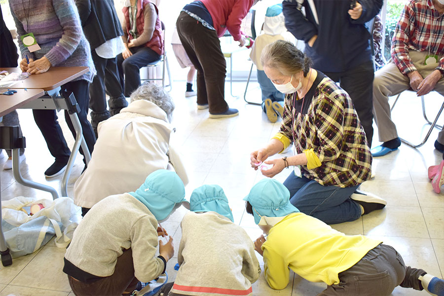 園児とのふれあい交流会の様子⑦