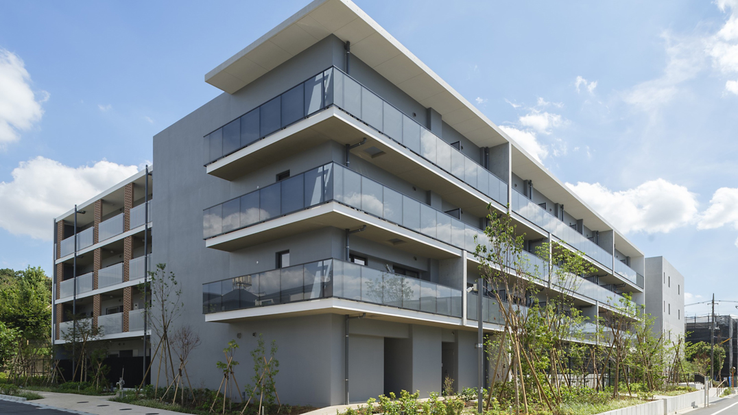 カーメスト用賀馬事公苑外観