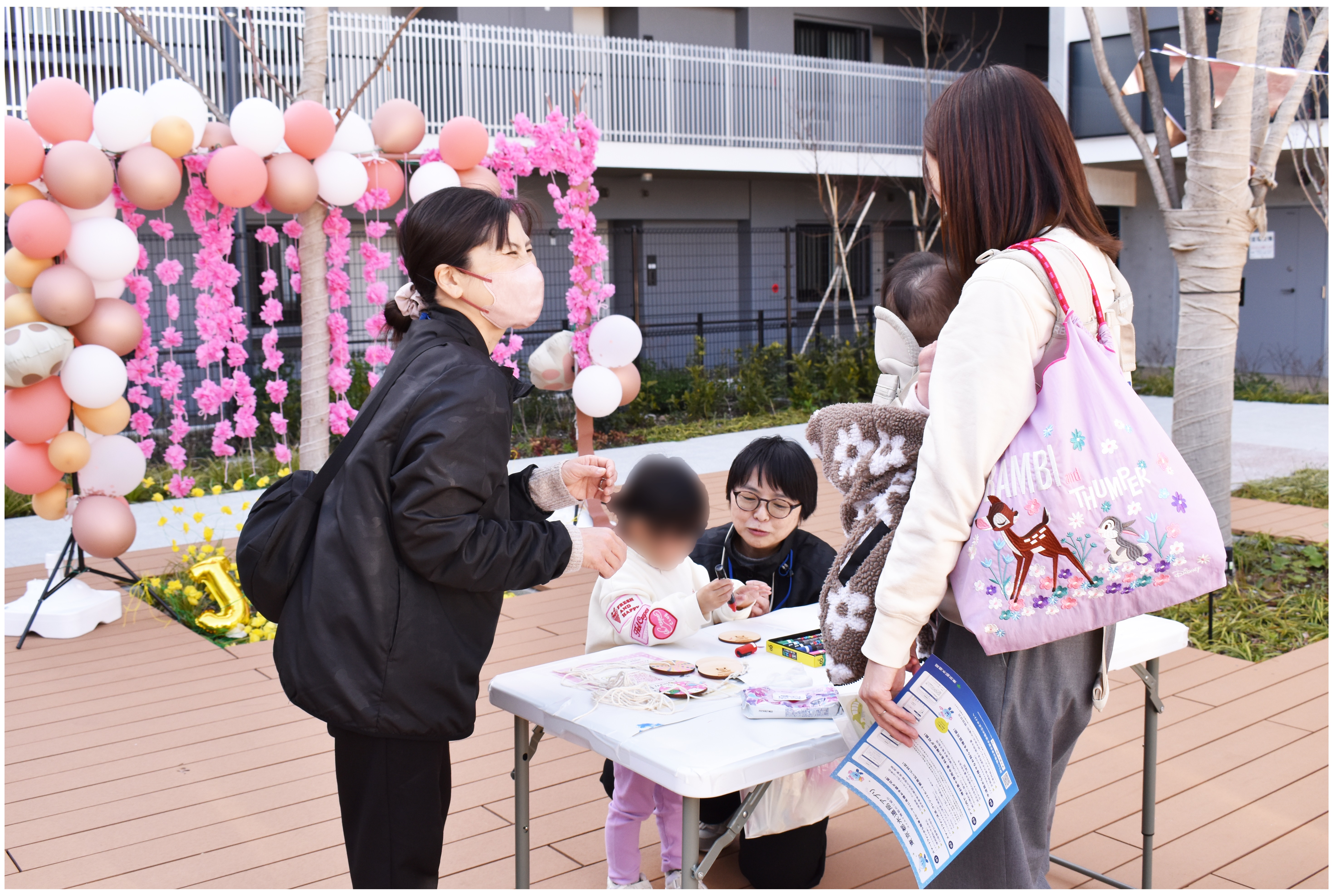 ぶんぶんゴマつくりの様子