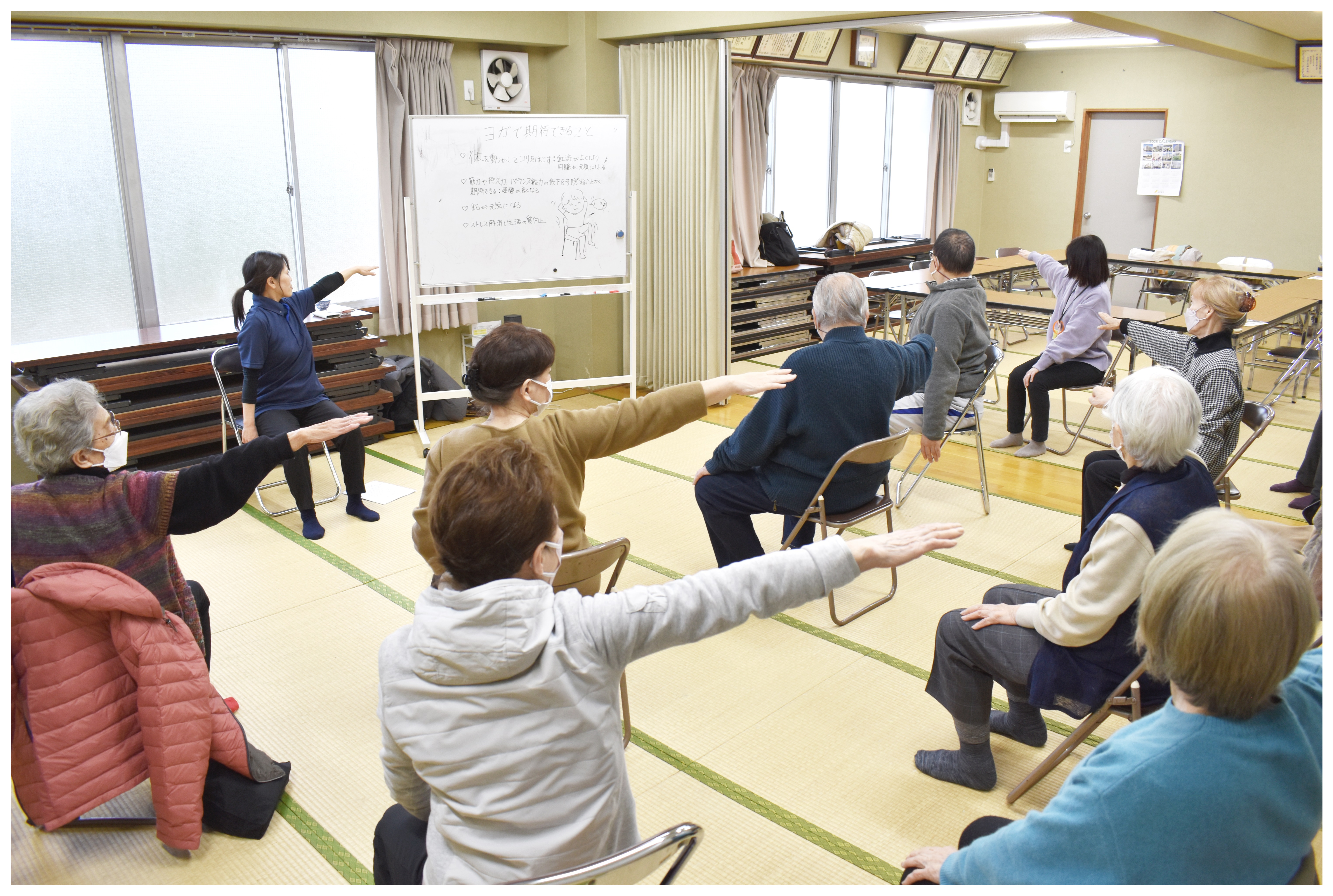 チェアヨガの写真1